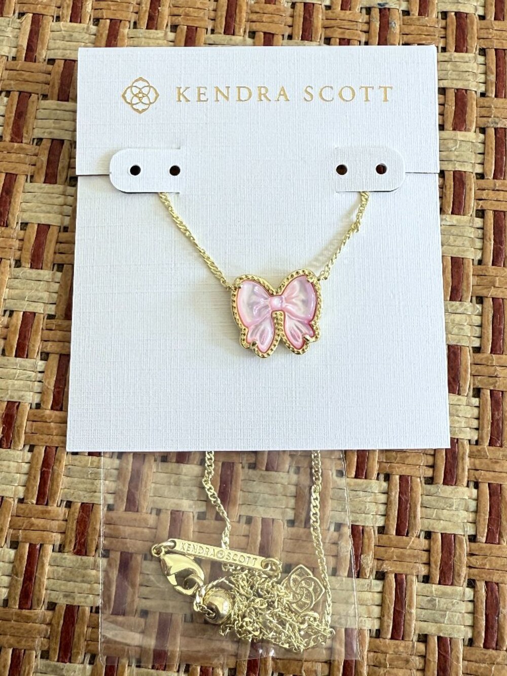 Women’s Classic Kendra Scott Bow Necklace